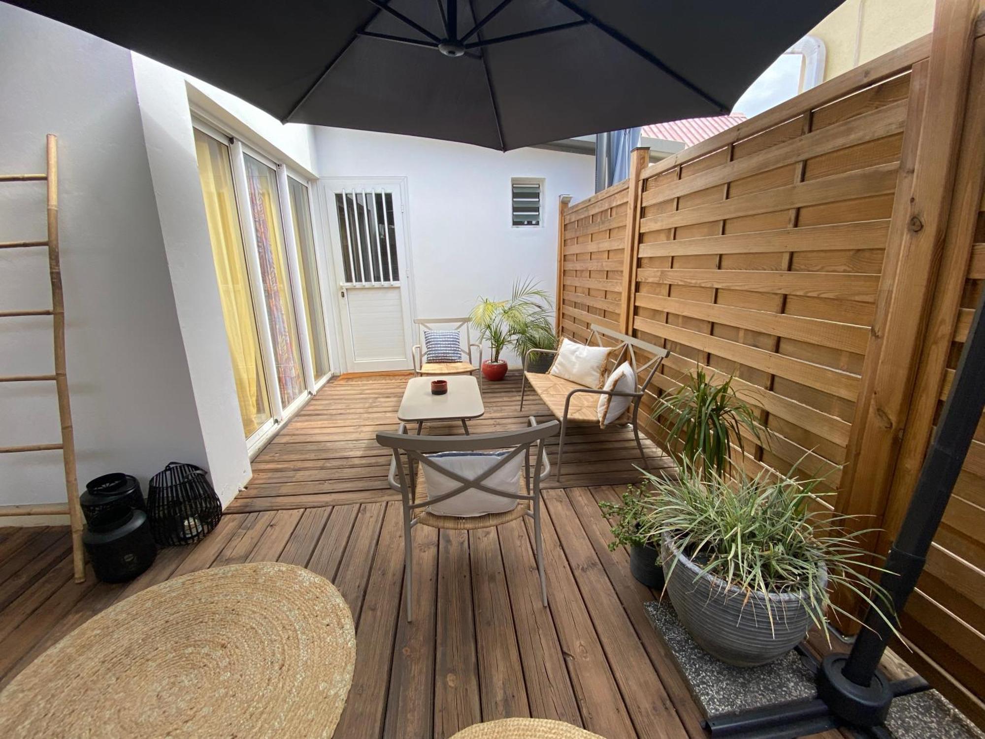 Le Plumeria - T1 Avec Un Spa Privatif サン＝ドニ エクステリア 写真